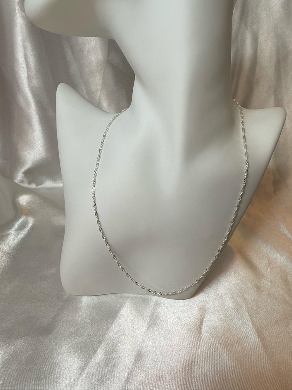 925 Delicate Silver Twisted Rope Necklace - Everyday Elegance Approx 16”